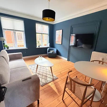 Blue Lounge Bed & Breakfast Aalborg